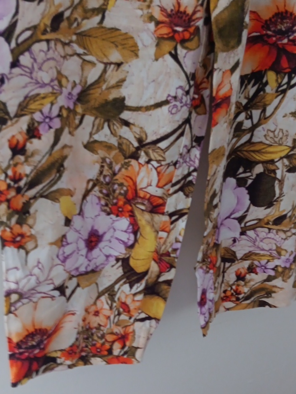 Chico's Floral Straight-Leg Pants in Cream with Orange & Purple Accents - Picture 4 of 10